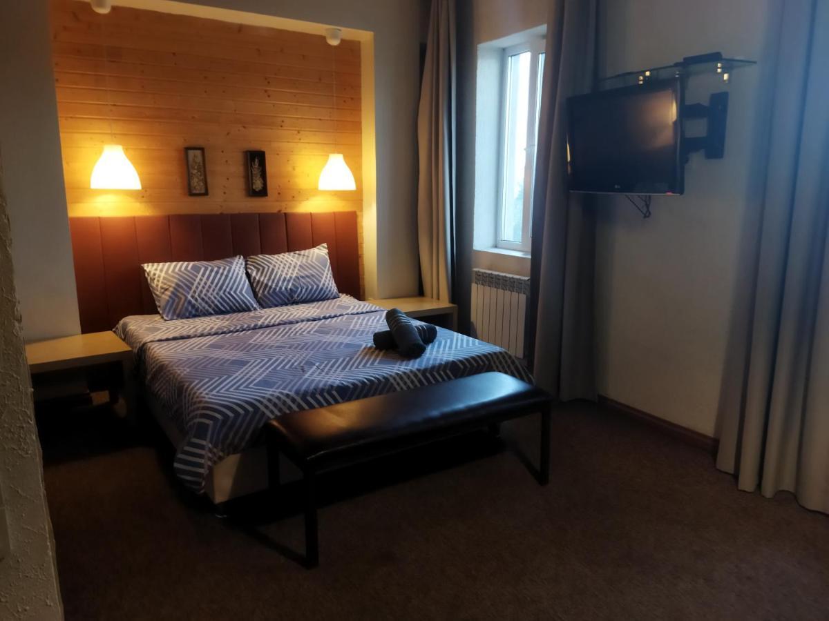 Hotel Strelets à Bichkek Extérieur photo